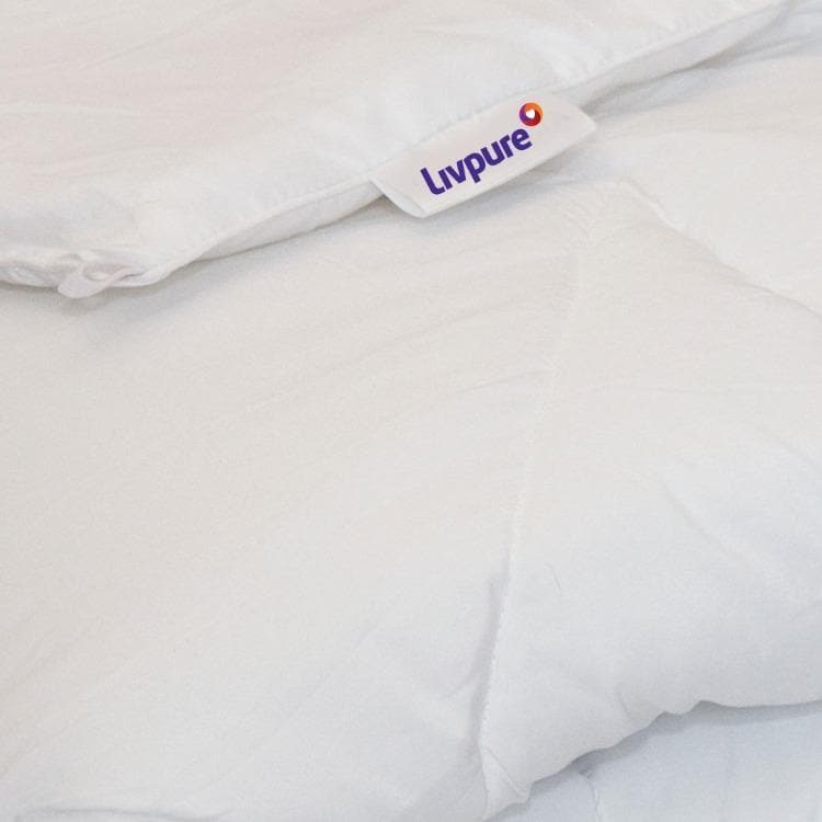 All Weather Comforter – Livpure Sleep – White- Detailed Close up image